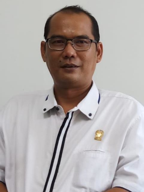 Dinas PU Diminta Perbaiki   Parit di Jl. Danau Singkarak
