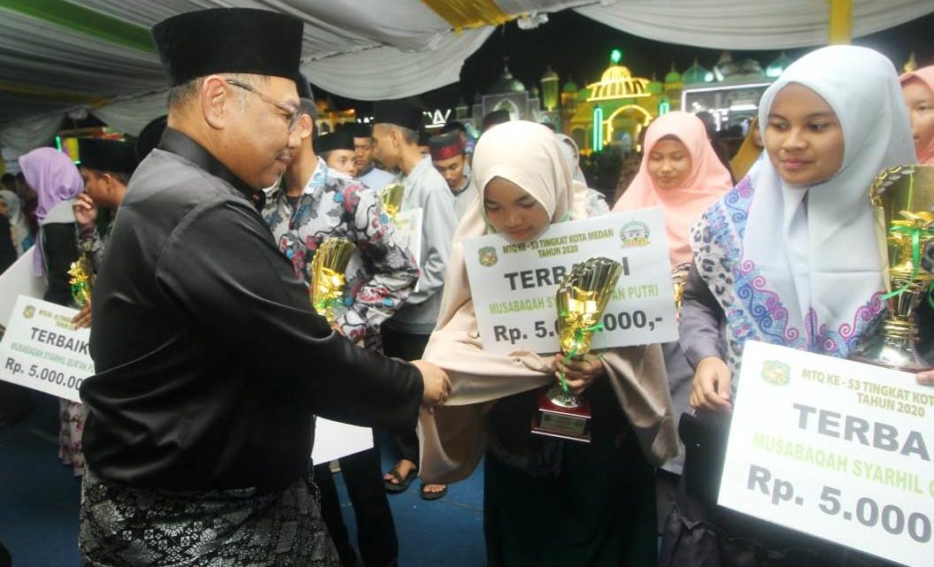 Medan Denai Juara Umum MTQ Ke-53 Kota Medan Medan Denai Juara Umum MTQ Ke-53 Kota Medan