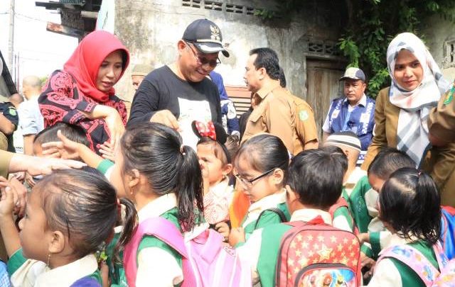 Plt. Walikota Medan Tinjau Posyandu Di Pekan Labuhan