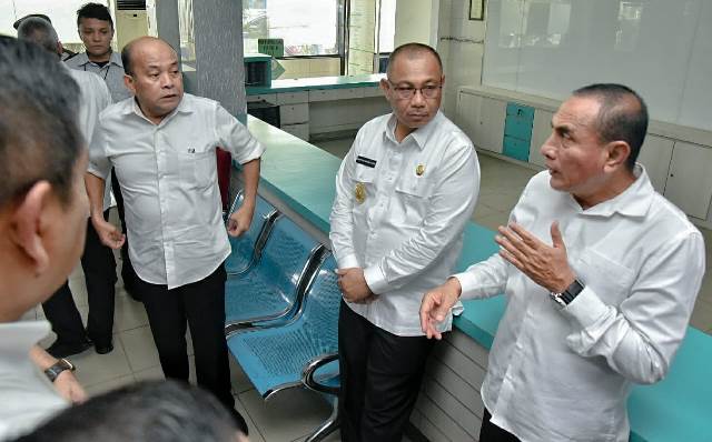 Akhyar Dampingi Gubsu Cek Lokasi Evakuasi Cadangan Pasien Covid-19