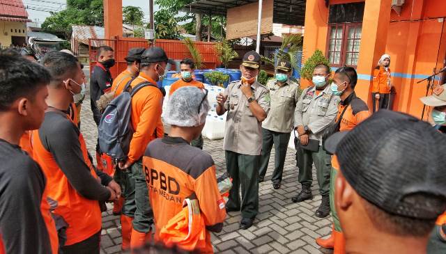 Penyemprotan Disinfektan Dipusatkan Di 3 Kelurahan Di Medan Labuhan