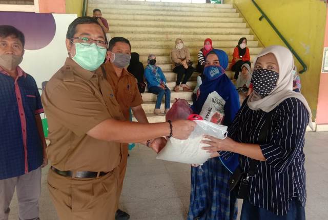 Dinas PKPPR Medan Bantu Pegawai PD Pembangunan Terdampak Covid-19