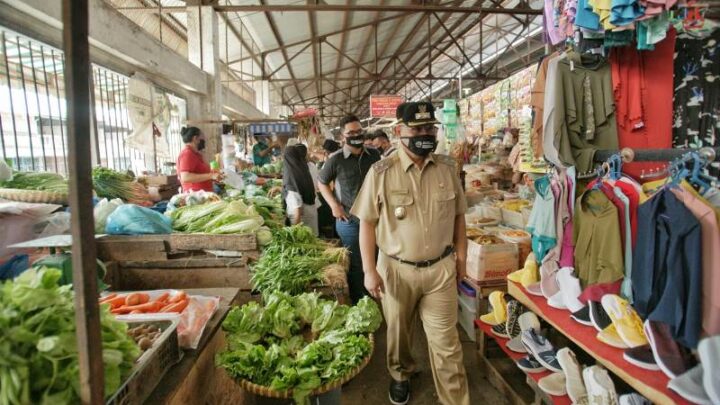 Akhyar: Larang Pedagang dan Pembeli Masuk Pasar Jika Tak Pakai Masker
