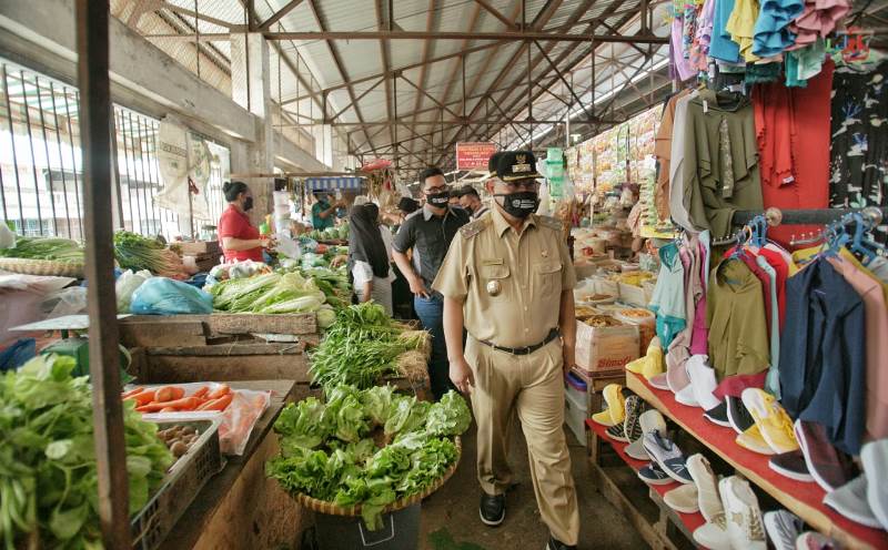 Akhyar: Larang Pedagang dan Pembeli Masuk Pasar Jika Tak Pakai Masker