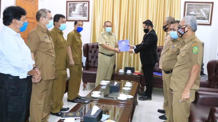 Akhyar Sambut Baik Penjajakan Sister City Medan-Karachi