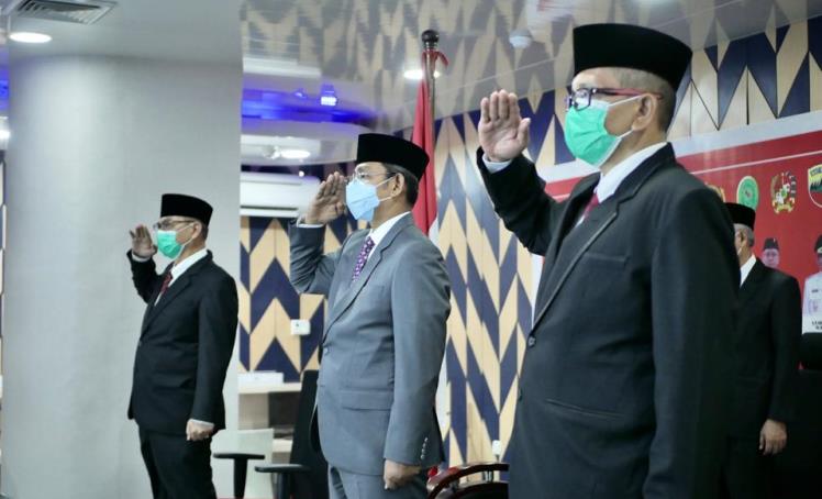 Sekda Kota Medan dan Pimpinan OPD Ikuti Detik-Detik Proklamasi Di Istana Merdeka Sekda Kota Medan dan Pimpinan OPD Ikuti Detik-Detik Proklamasi Di Istana Merdeka