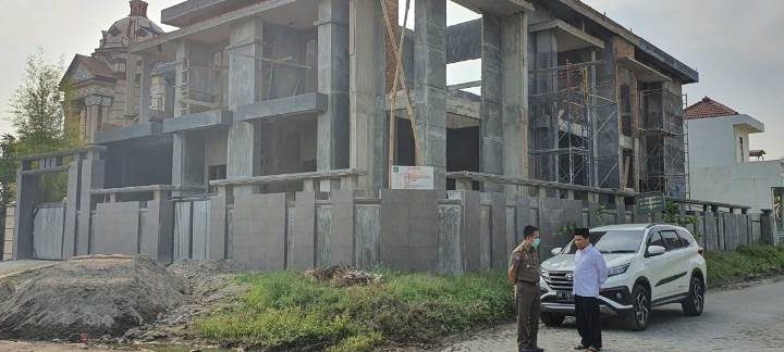 Pemko Medan Tak Mampu  Tindak Bangunan Menyalah