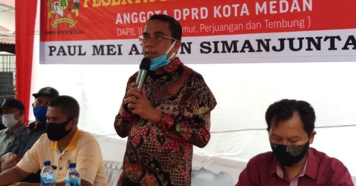 Paul Simanjuntak Sahuti Keluhan Warga Soal Adminduk dan Infrastruktur