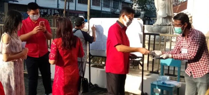 Ketua DPRD Medan Nyoblos di TPS 13 Sekip