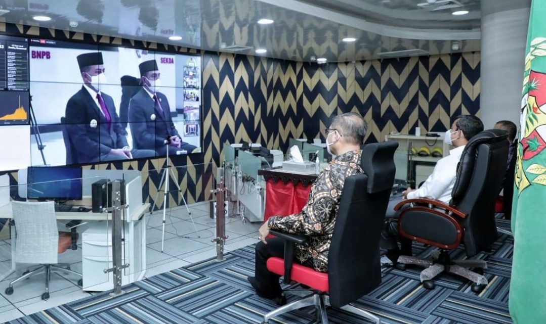 Sekda Ikuti Pelantikan Wali Kota Medan dan Wakil Wali Kota Medan secara Virtual Sekda Ikuti Pelantikan Wali Kota Medan dan Wakil Wali Kota Medan secara Virtual