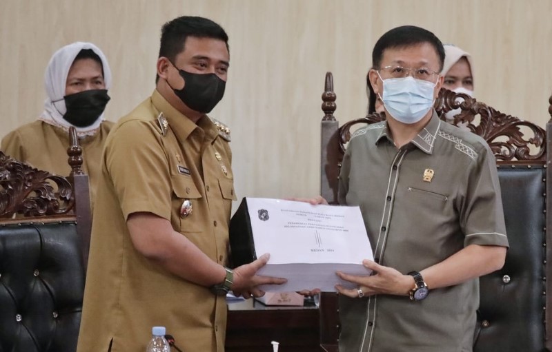 Pendapatan Kota Medan Tahun 2020 Sebesar Rp. 4,12 Triliun Pendapatan Kota Medan Tahun 2020 Sebesar Rp. 4,12 Triliun