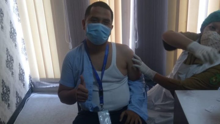 Sekretariat DPRD Kota Medan Telah Rampung Lakukan Vaksinasi Covid-19