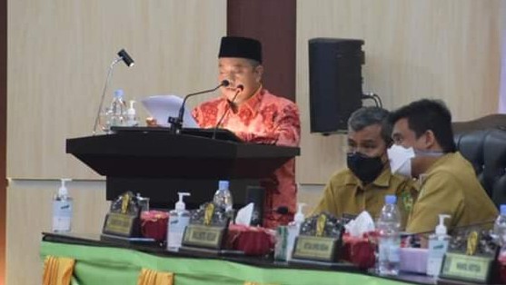 PKS Sampaikan Catatan Keberhasilan PAD dan Rendahnya Realisasi Belanja Daerah di LPj APBD 2021