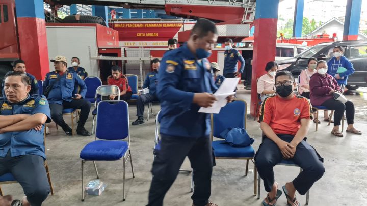 120 Pegawai Dinas P2K Medan Disuntik Vaksin Booster