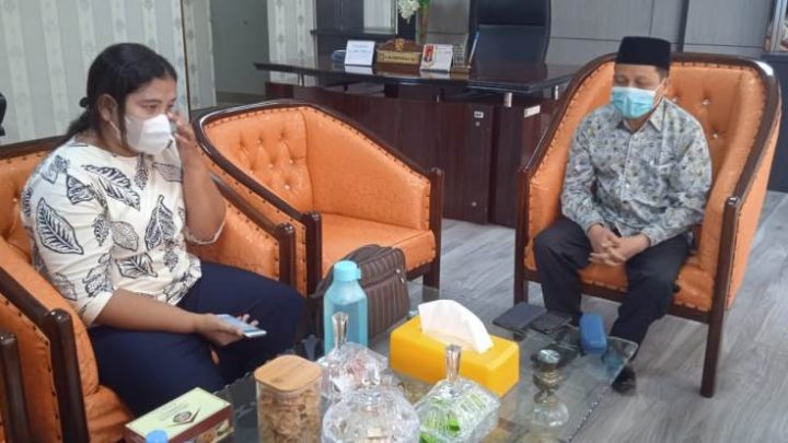 Gajinya Tak Sesuai Laporan Dana BOS, Guru SDN Ngadu ke Pimpinan DPRD Medan