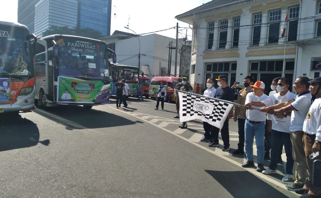 Hari Kedua, Pemko Medan Berangkatkan 1.575 Pemudik Secara Gratis Hari Kedua, Pemko Medan Berangkatkan 1.575 Pemudik Secara Gratis