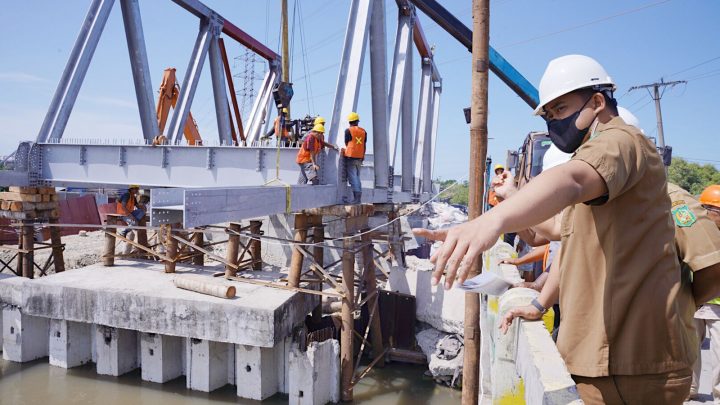 Bobby Nasution Tinjau Pembangunan  Jembatan Sicanang,  Akhir 2022 Ditargetkan Selesai