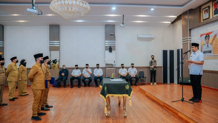 Lantik 15 Pejabat, Bobby Nasution: Jabatan Hanya Amanah
