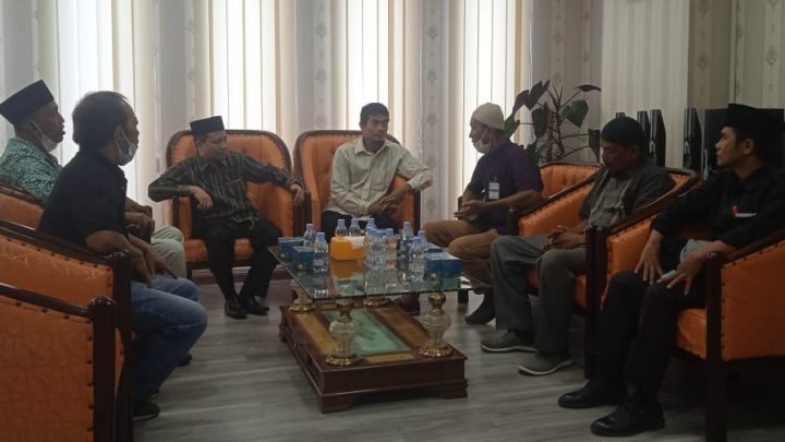 Warga Sebut Lapangan Sejati Bukan Aset Pemko