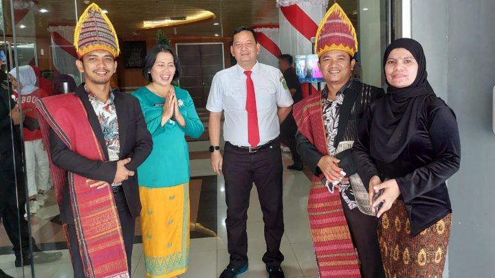 Meriahkan HUT Ke-77 Kemerdekaan RI, Sekretariat DPRD Kota Medan Gelar Senam Cantik dan Berbagai Lomba