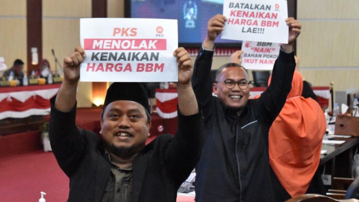 PKS Tolak Kenaikan BBM Saat Rapat Paripurna DPRD Medan