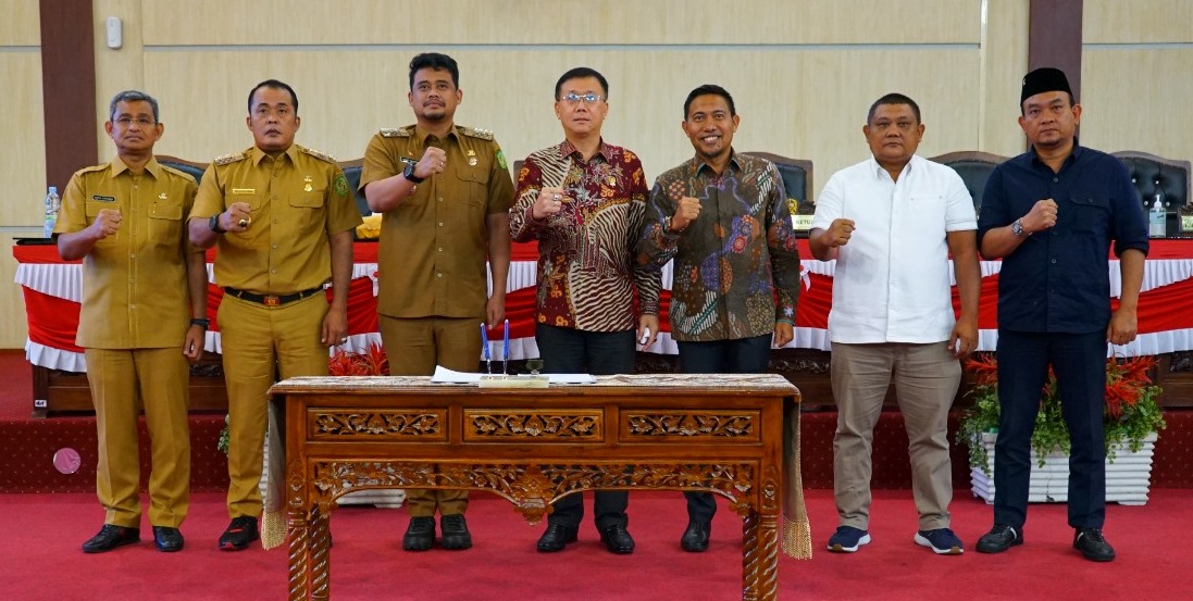 DPRD-Pemko Medan Sahkan Ranperda Tentang Keolahragaann DPRD-Pemko Medan Sahkan Ranperda Tentang Keolahragaann