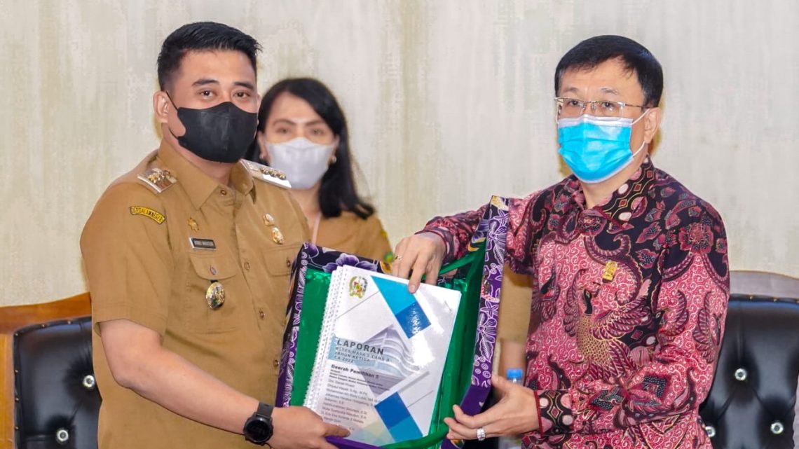 Walikota Sampaikan R-APBD TA 2023 Rp. 7,26 Triliun Kepada DPRD Medan