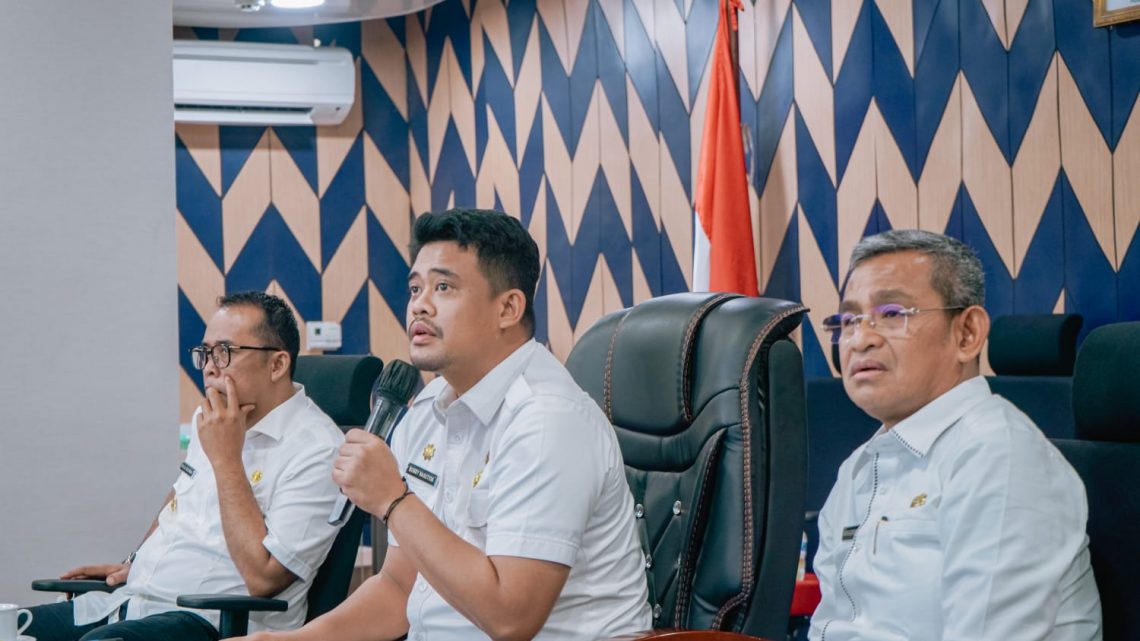 Bobby Nasution Minta Bapenda dan Perangkat Daerah Kutip Pajak Bersama untuk Tingkatkan PAD Bobby Nasution Minta Bapenda dan Perangkat Daerah Kutip Pajak Bersama untuk Tingkatkan PAD