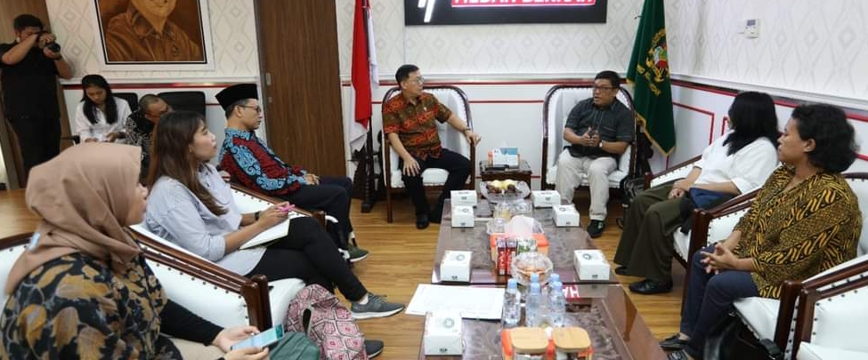 Hasyim: Perlu Edukasi Kepada Kaum Perempuan Cegah Tindak Kekerasan Hasyim: Perlu Edukasi Kepada Kaum Perempuan Cegah Tindak Kekerasan
