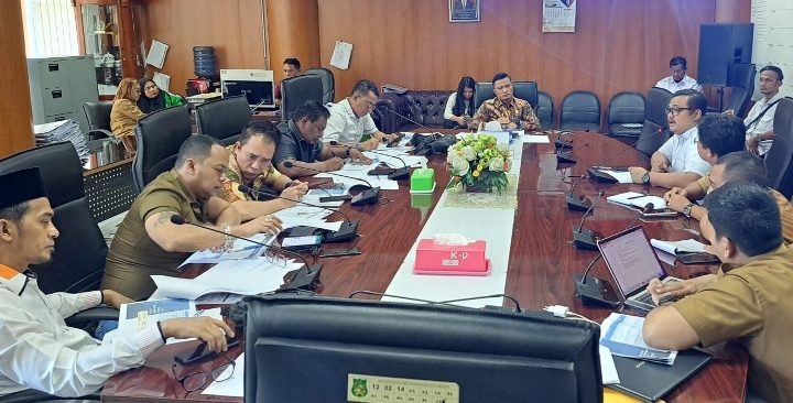 Dinas SDABMBK Medan Terkesan ‘Buang Badan’ Soal Lampu ‘Pocong’ 