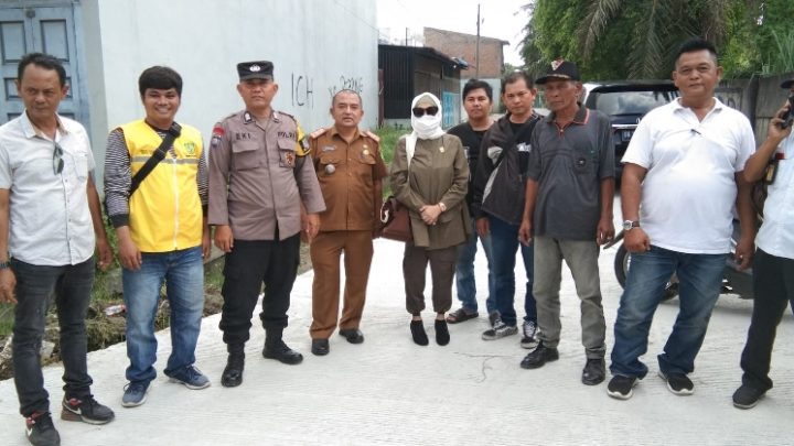 Netty Juniaty Siregar Bantu Wujudkan Keluhan Warga Perbaiki Jalan Tirtosari