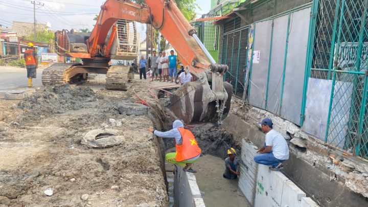 Atasi Genangan Air di Jalan Bahagia By Pass, Dinas SDABMBK Kota Medan Pasang U-Ditch 931 Meter
