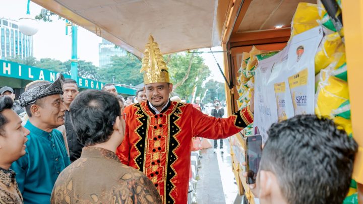 Bobby Nasution Lepas Mobil Pasar Murah Keliling Kota Medan