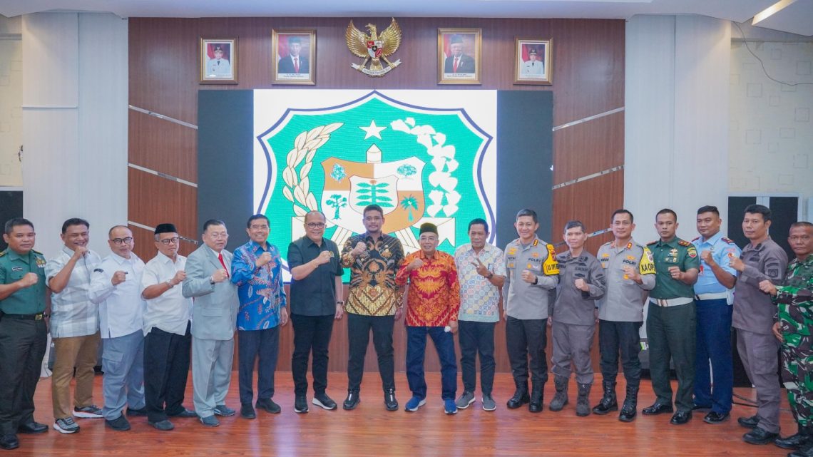 Terima Komisi II DPR RI, Bobby Nasution Paparkan Kesiapan Dukung Suksesnya Pemilu 2024 Terima Komisi II DPR RI, Bobby Nasution Paparkan Kesiapan Dukung Suksesnya Pemilu 2024