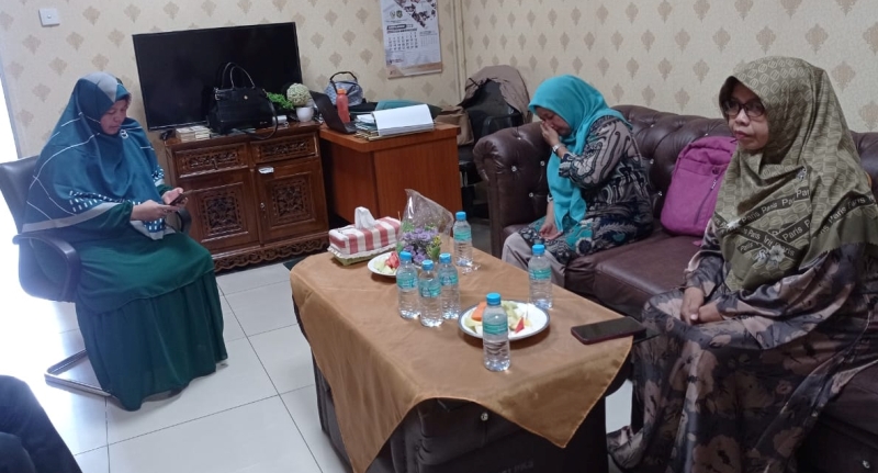 Curhat Ke Dhiyaul Hayati, Guru PAI Ngaku 6 Bulan Belum Terima Tunjangan Sertifikasi Curhat Ke Dhiyaul Hayati, Guru PAI Ngaku 6 Bulan Belum Terima Tunjangan Sertifikasi