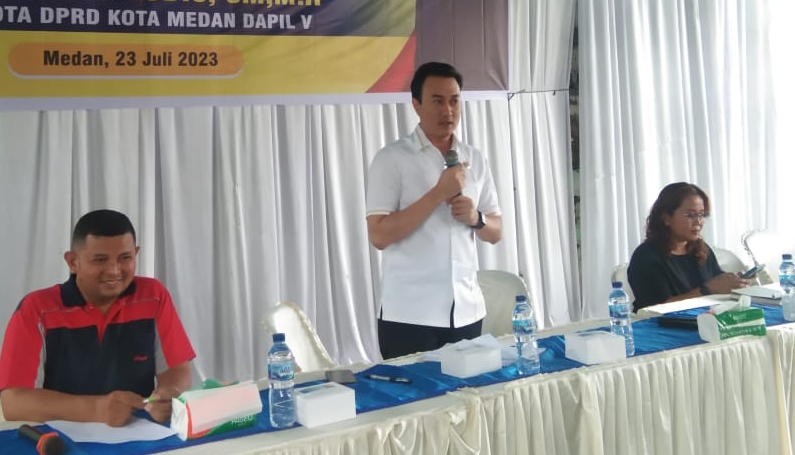 Rizki Lubis Minta Warga Kwala Bekala Proaktif Jaga Kebersihan Lingkungan Rizki Lubis Minta Warga Kwala Bekala Proaktif Jaga Kebersihan Lingkungan