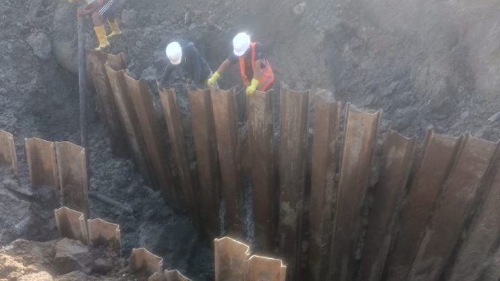 Akibat Galian Drainase, Pipa 600 Tirtanadi Pecah, Sebabkan Air Mati