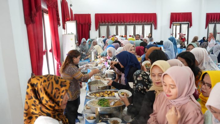 Pererat Tali Silaturahmi, TP PKK Kota Medan Gelar Halal bi Halal