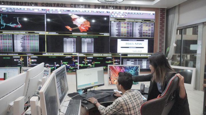 Berkat Dukungan Pemda dan Warga, PLN Berhasil Pulihkan 100% Pasokan Listrik di Sumatera Utara