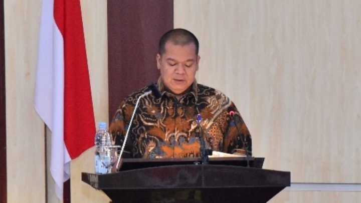 DPRD Medan Sahkan Ranperda Pemberian Insentif dan Kemudahan Penanaman Modal