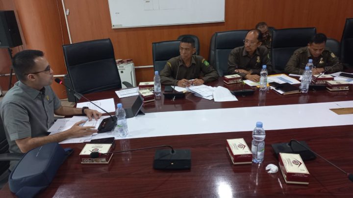 Komisi III Ingatkan Direksi Dan Staf Harus Kompak Majukan PUD Pasar