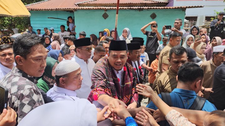 Bobby Nasution Disambut Dua Cabup dan Ribuan Warga Madina