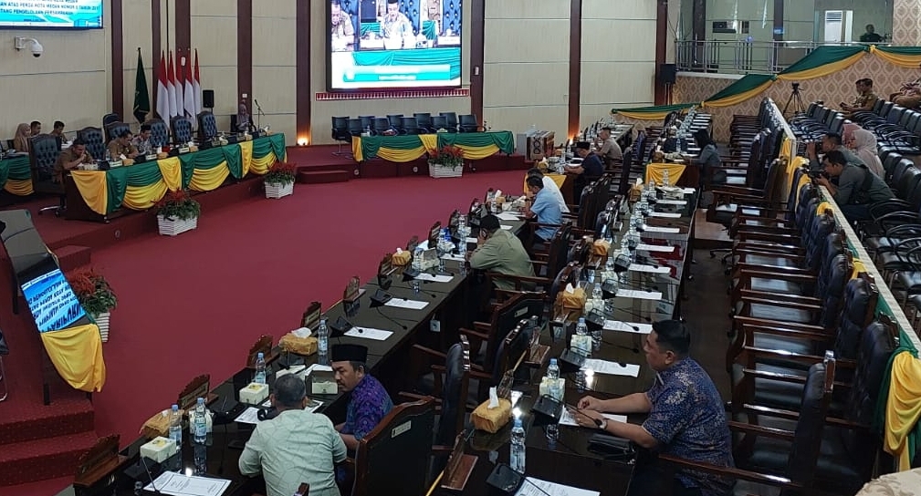 DPRD Medan Sampaikan Penjelasan Terkait Usulan Perubahan Perda Pengelolaan Sampah DPRD Medan Sampaikan Penjelasan Terkait Usulan Perubahan Perda Pengelolaan Sampah