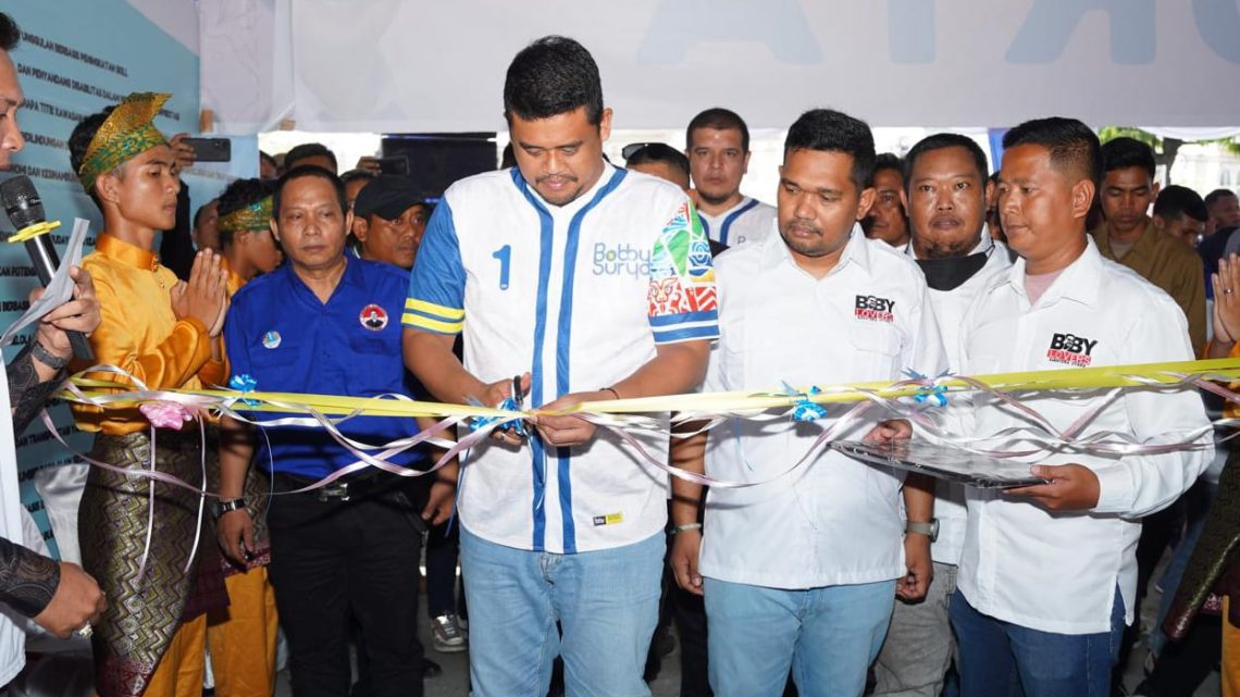 Pesan Bobby Nasution Ke Relawan: Catat Keluhan Masyarakat, Sampaikan ke Saya Pesan Bobby Nasution Ke Relawan: Catat Keluhan Masyarakat, Sampaikan ke Saya