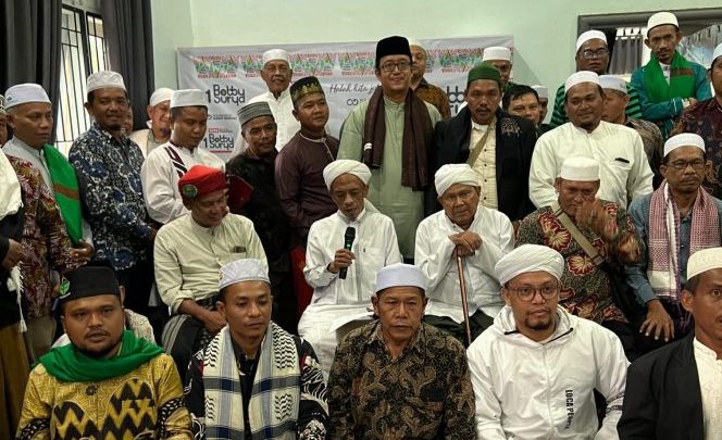 99 Pimpinan Ponpes Se-Tabagsel Bertekad Menangkan Bobby-Surya