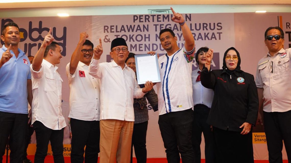Relawan Tegak Lurus Dukung Bobby-Surya Relawan Tegak Lurus Dukung Bobby-Surya