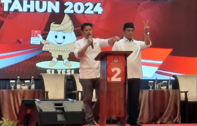 Prof Ridha : Pilkada 2024 Bukan Sekedar Adu Spanduk Prof Ridha : Pilkada 2024 Bukan Sekedar Adu Spanduk