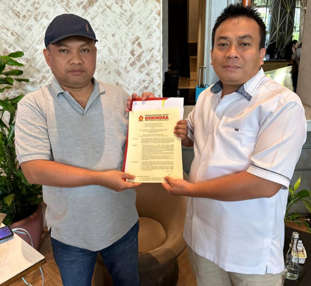 DPP Partai Gerindra Resmi Tunjuk Zulkarnaen SKM Sebagai Pimpinan DPRD Kota Medan DPP Partai Gerindra Resmi Tunjuk Zulkarnaen SKM Sebagai Pimpinan DPRD Kota Medan