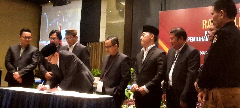KPU Sumut Gelar Rapat Pleno Terbuka Penetapan Paslon Terpilih Gubsu dan Wakilnya KPU Sumut Gelar Rapat Pleno Terbuka Penetapan Paslon Terpilih Gubsu dan Wakilnya