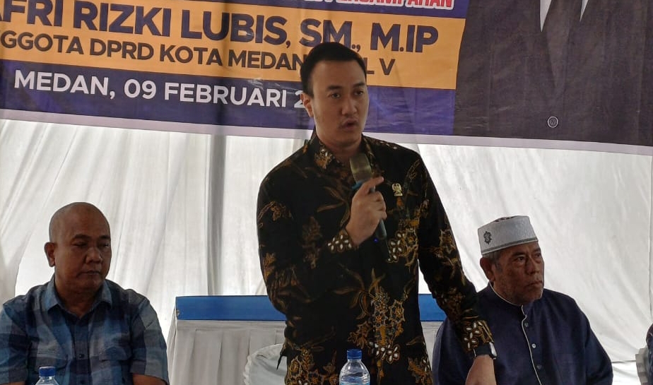 Rizki Lubis Ajak Warga Medan Johor Bayar Retribusi Sampah Tepat Waktu Rizki Lubis Ajak Warga Medan Johor Bayar Retribusi Sampah Tepat Waktu